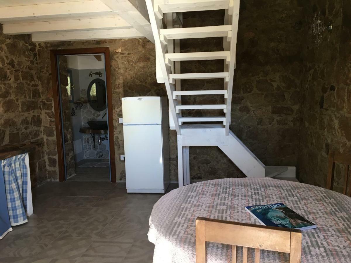 Agriturismo La Casa Delle Fate Loiri Porto San Paolo Экстерьер фото